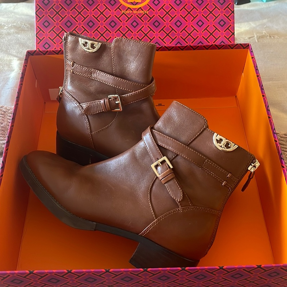 Brown Tory Burch Ankle Boots: Size 6